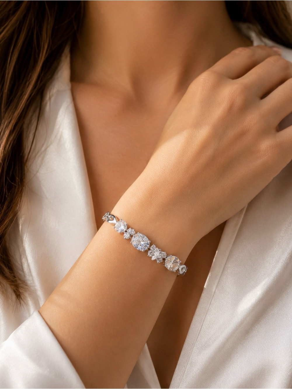 NEW! 14k White Gold Plated Crystal Tennis Bracelet - size 7.5